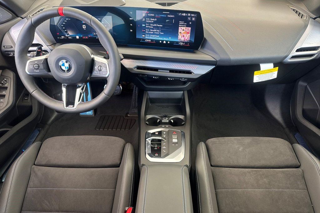 2026 BMW M235 GRAN COUPE XDRIVE — миниатюра 15