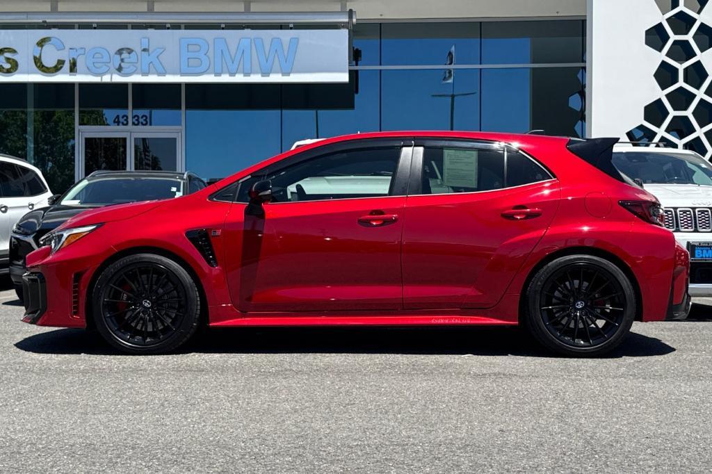 2025 Toyota GR COROLLA PREMIUM 照片 2