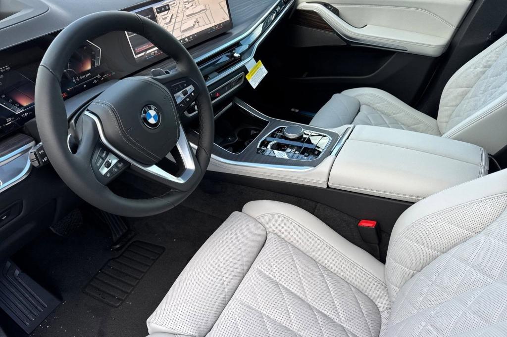 صورة 4 لـ 2026 BMW X5 XDRIVE40I