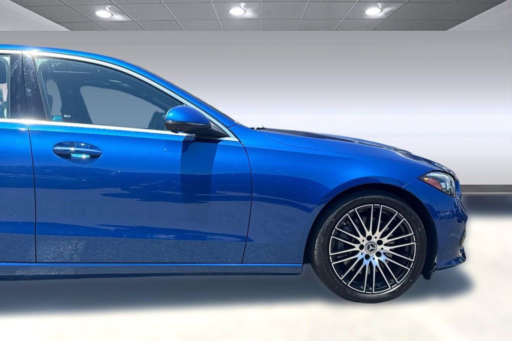 2025 Mercedes-BENZ C-CLASS 缩略图 35