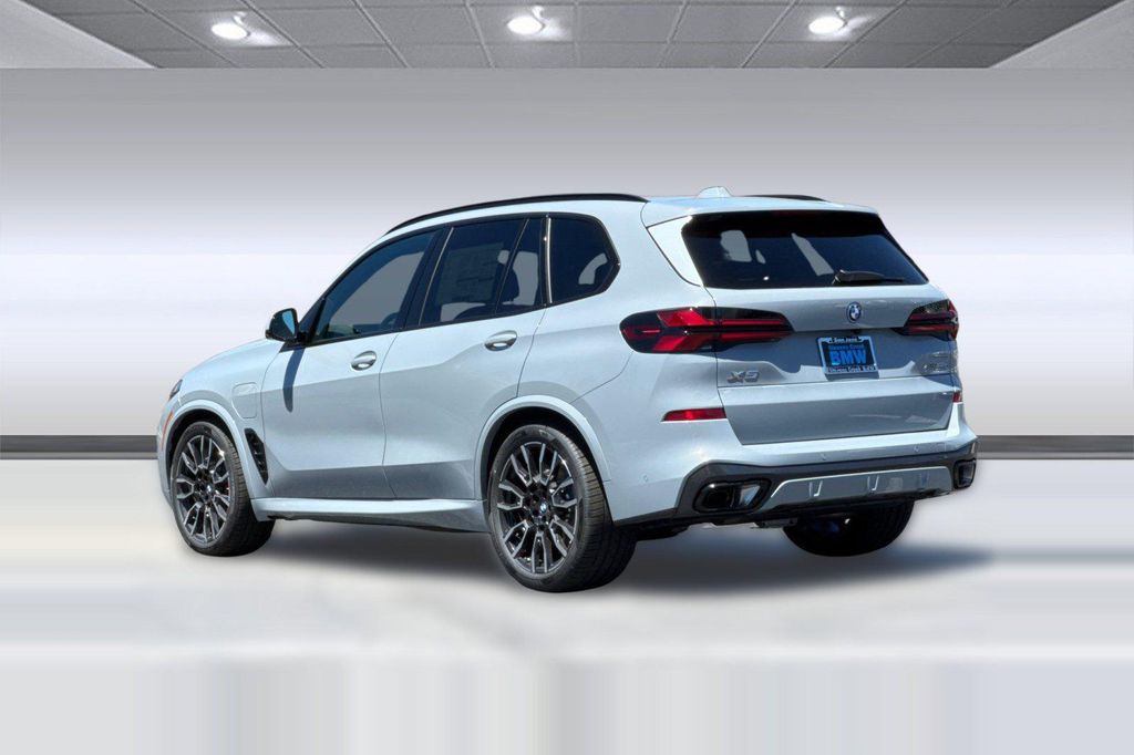 2026 BMW X5 PHEV XDRIVE50E 照片 3