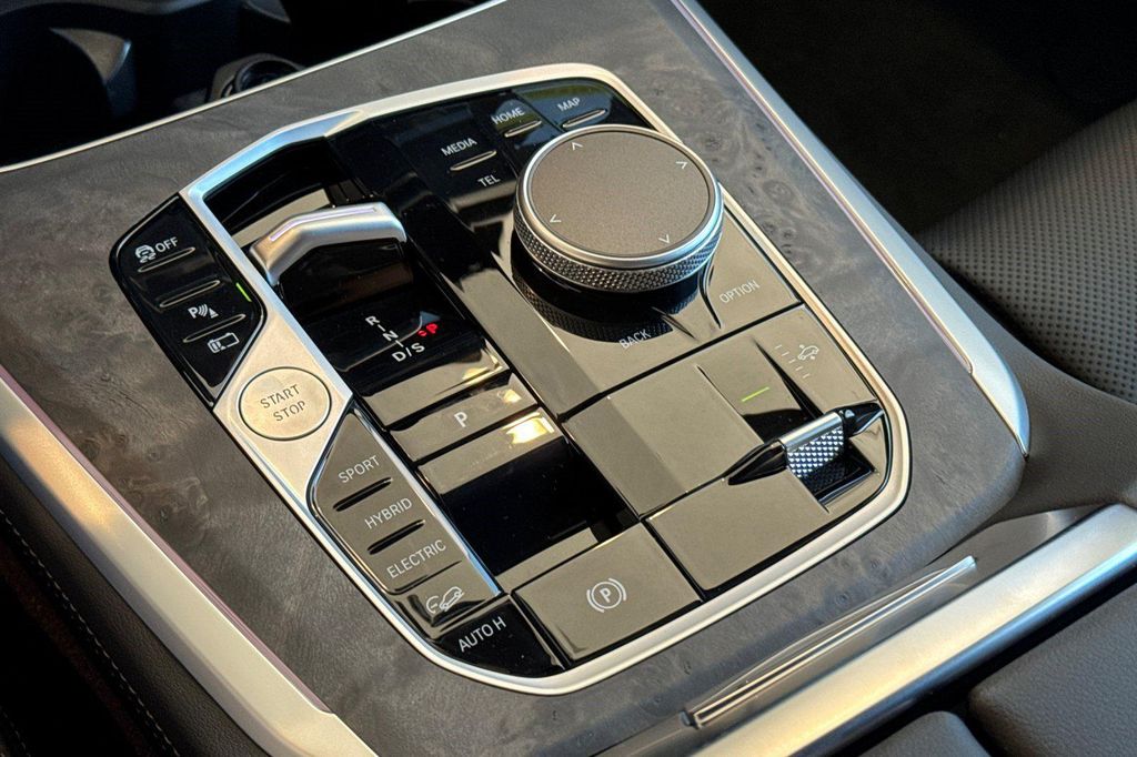 2026 BMW X5 PHEV XDRIVE50E — миниатюра 15
