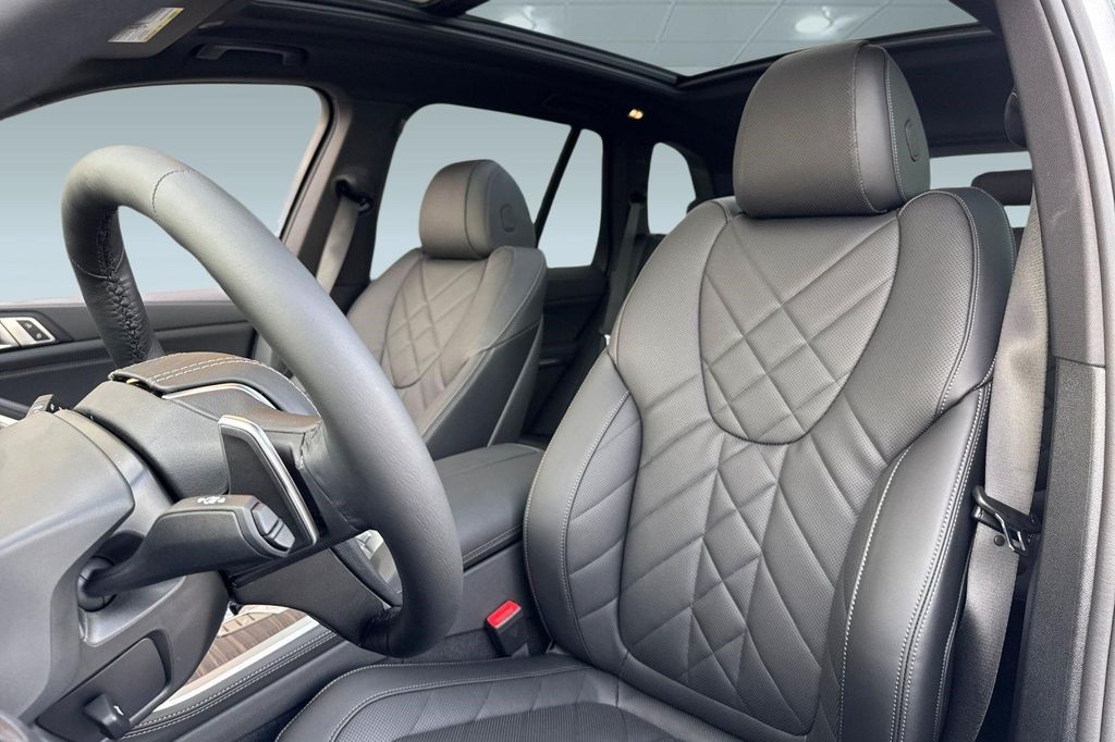 صورة مصغرة 5 لـ 2026 BMW X5 XDRIVE40I