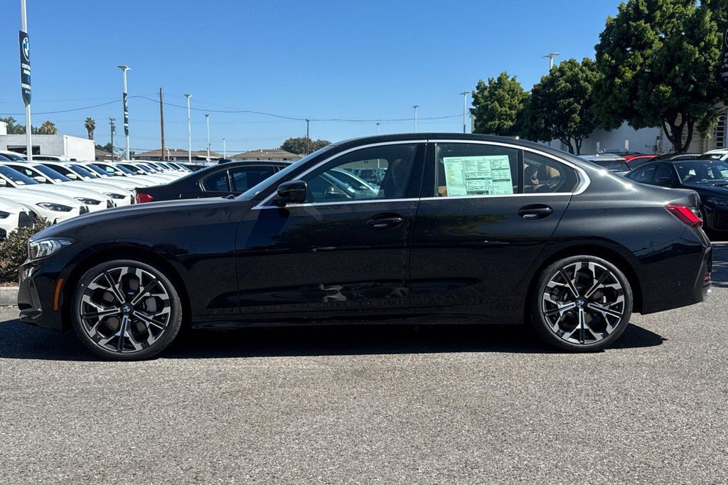 2026 BMW 330 NA 照片 2