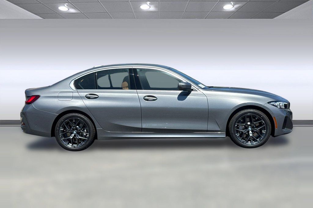 2026 BMW 330 NA — миниатюра 8