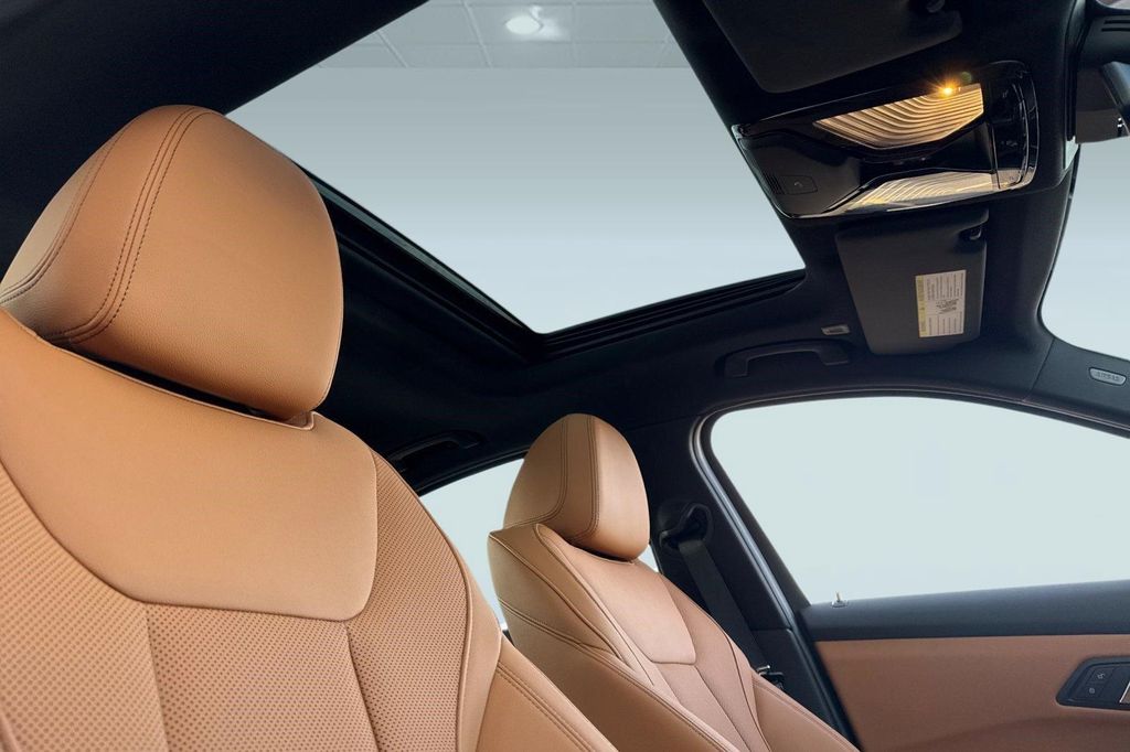 2026 BMW 330 330I — миниатюра 23