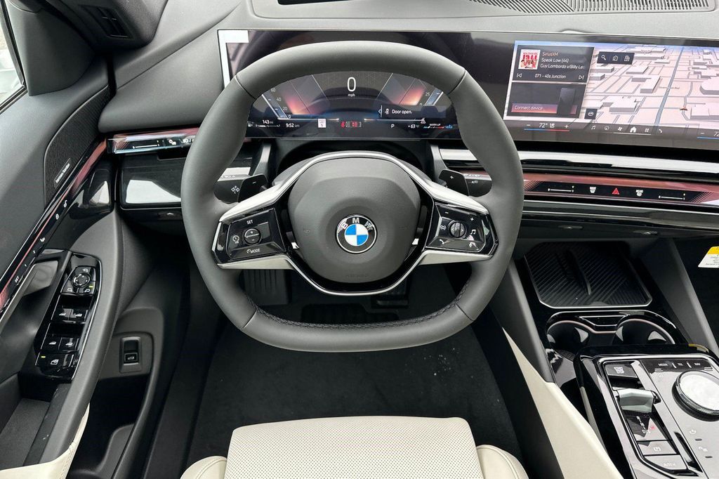 صورة مصغرة 27 لـ 2027 BMW 530 I