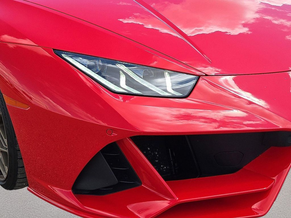 2023 Lamborghini HURACAN EVO COUPE — фото 10