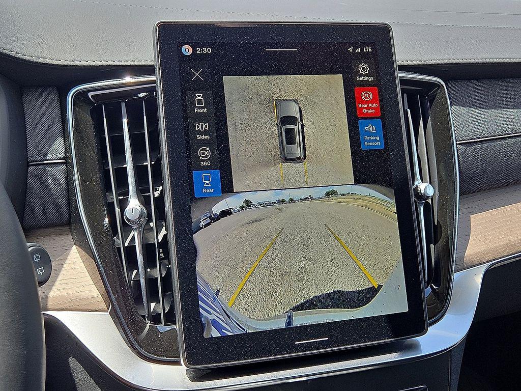 صورة مصغرة 25 لـ 2026 Volvo XC90 PLUS, B6 AWD GAS (MILD HYBRID), GASOLINE, BRI