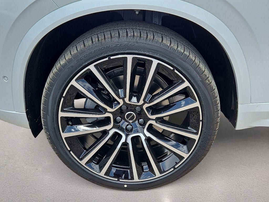 صورة 8 لـ 2026 Volvo XC90 PLUS, B6 AWD GAS (MILD HYBRID), GASOLINE, BRI