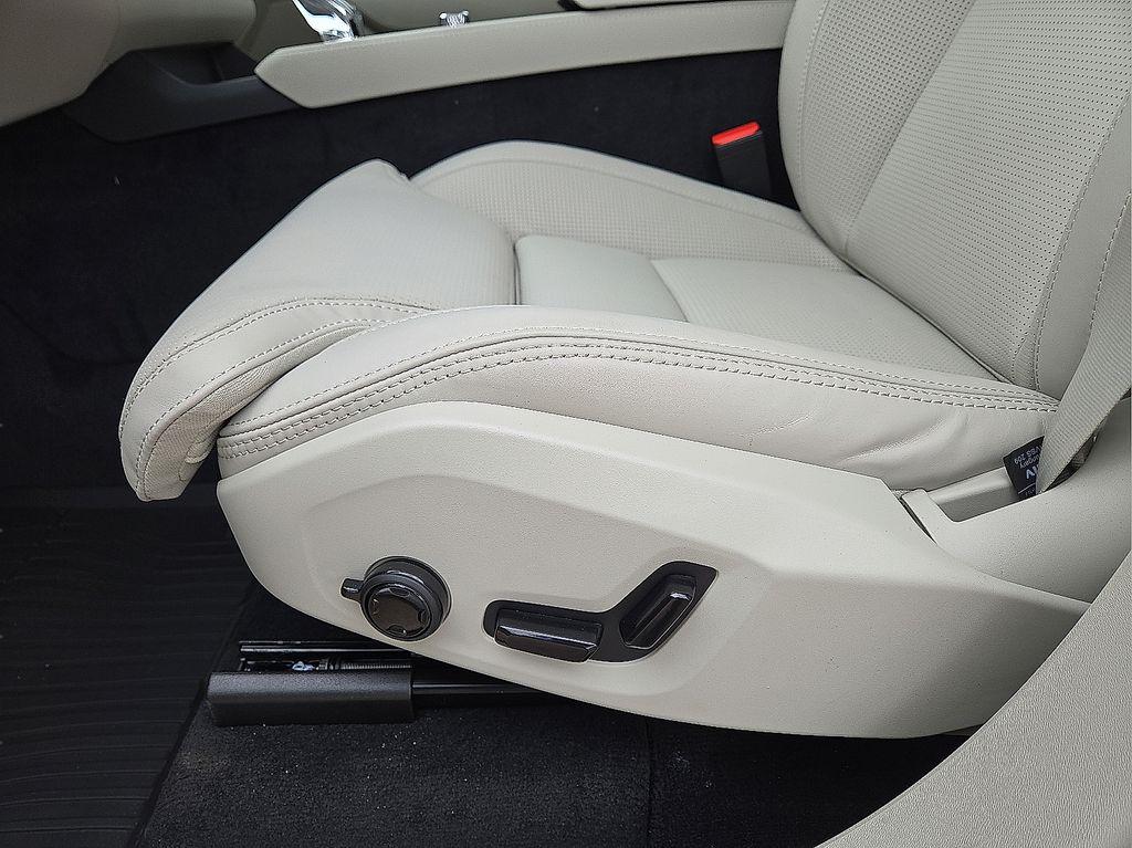 2026 Volvo XC90 B6 ULTRA 7-SEATER 缩略图 25