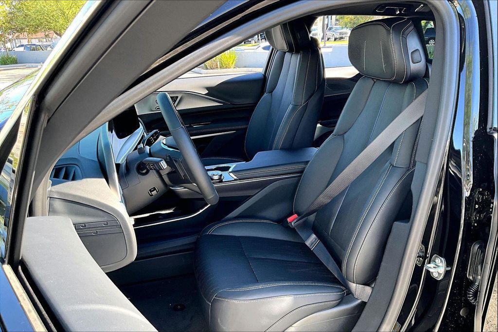 صورة مصغرة 9 لـ 2027 Cadillac LYRIQ PREMIUM LUXURY