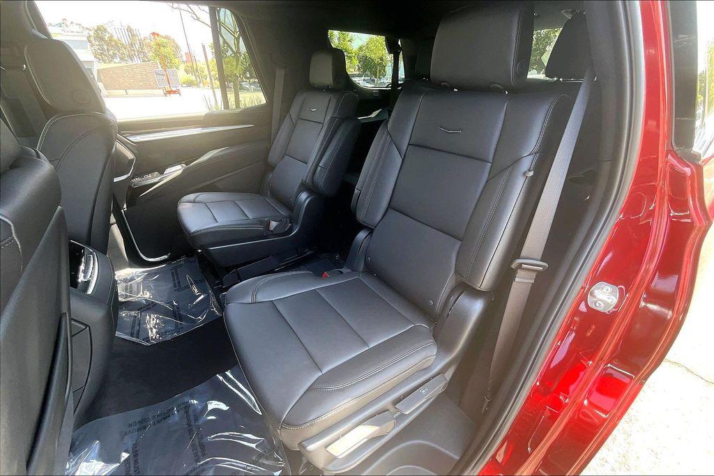 2026 Cadillac ESCALADE BASE — миниатюра 29