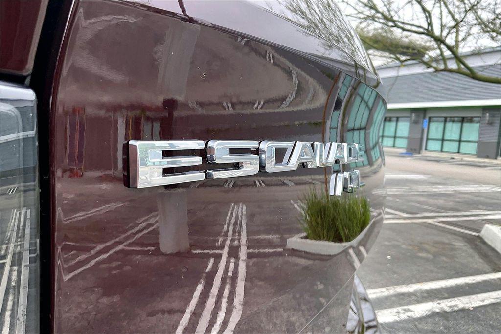 صورة مصغرة 31 لـ 2026 Cadillac ESCALADE IQL LUXURY