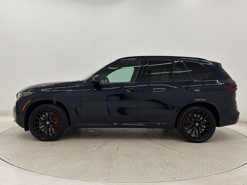 2026 BMW X5 M60I — фото 2