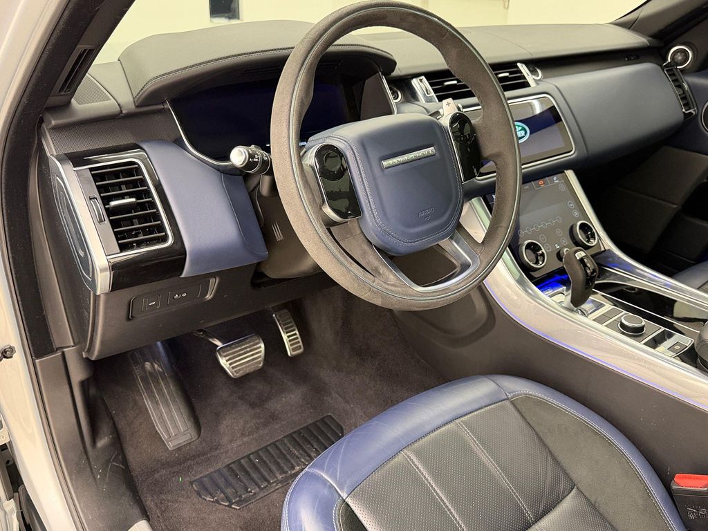 2021 LAND Rover RANGE ROVER SPORT HST MHEV photo 4