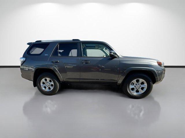 TOYOTA 4RUNNER - 2