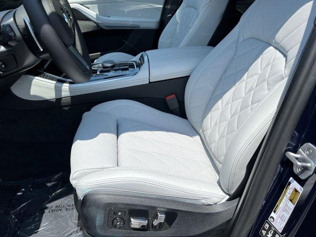 صورة 10 لـ 2026 BMW X5 XDRIVE40I