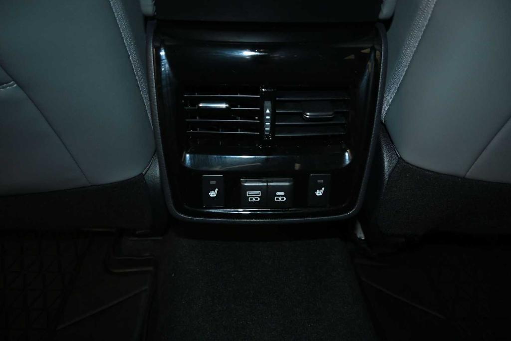 2021 Toyota AVALON LIMITED — миниатюра 18