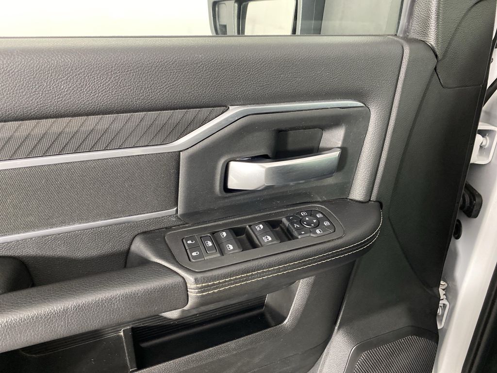 2025 RAM 2500 BIG HORN CREW CAB 4X4 6'4' BOX thumbnail 14