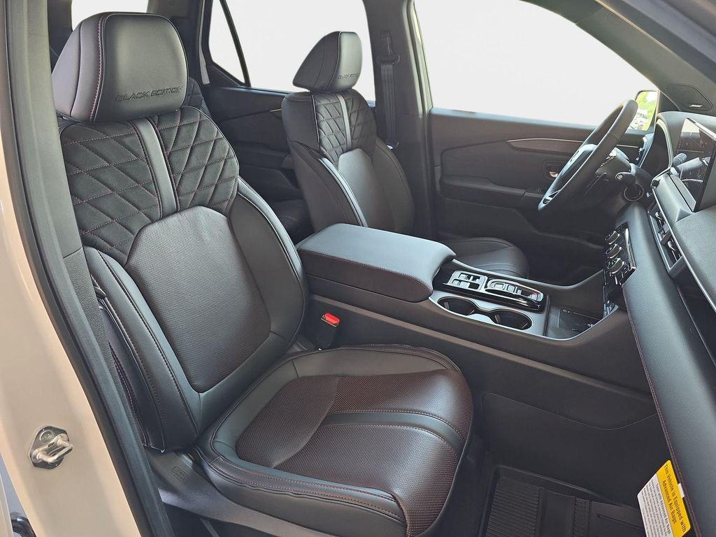 2026 Honda PILOT BLACK EDITION — фото 10