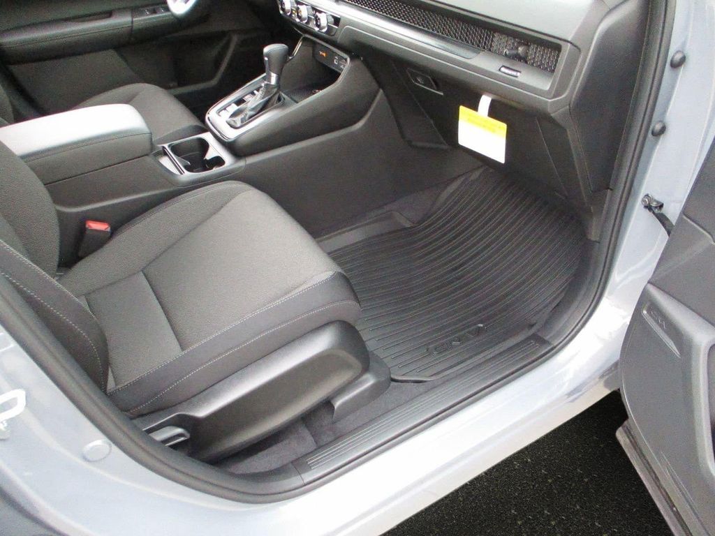 صورة مصغرة 30 لـ 2026 Honda CR-V LX AWD