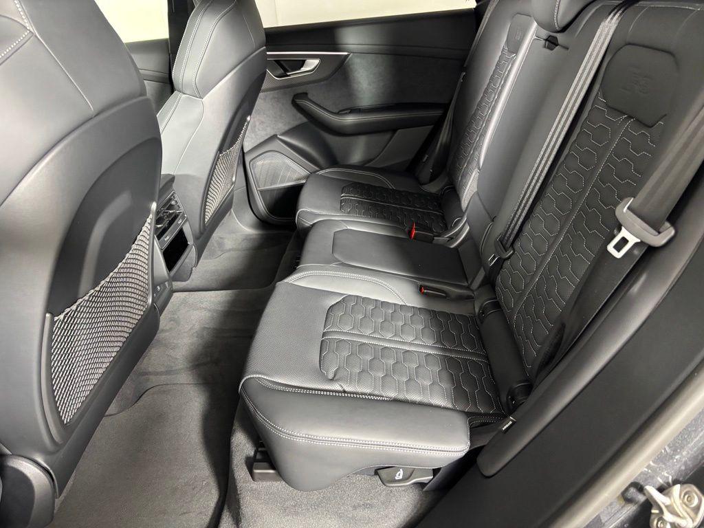 2026 AUDI RS Q8 4.0T 缩略图 10