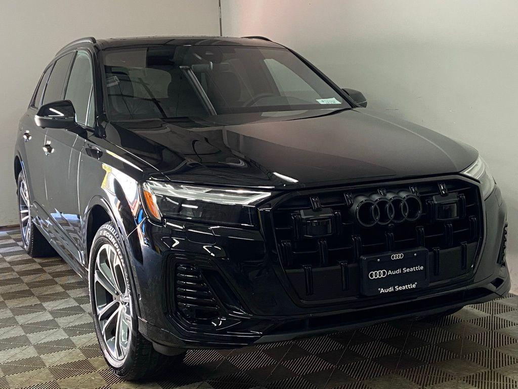 New 2026 Audi Q7 45 Premium