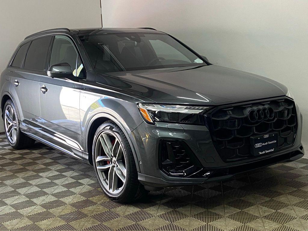 New 2026 Audi Q7 55 Prestige