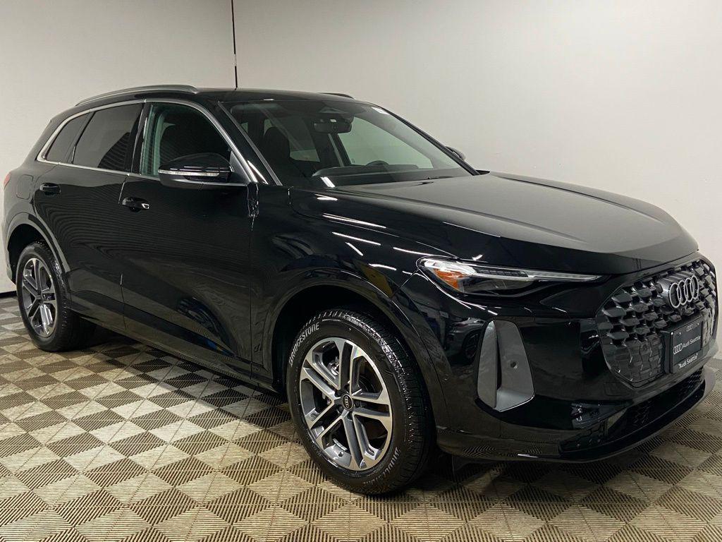 New 2025 Audi Q5 2.0T Premium Plus