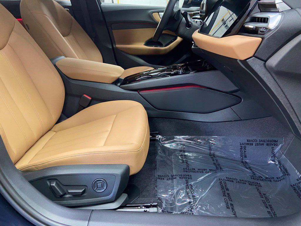 صورة 7 لـ 2026 AUDI A5 PREMIUM PLUS TFSI QUATTRO S TRONIC