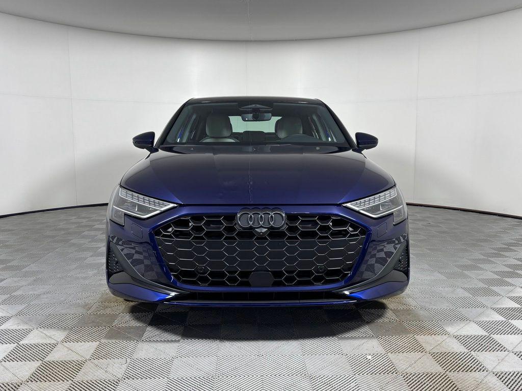 صورة 2 لـ 2026 AUDI A3 PREMIUM