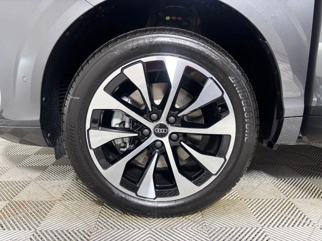 2026 AUDI Q3 S LINE 缩略图 19