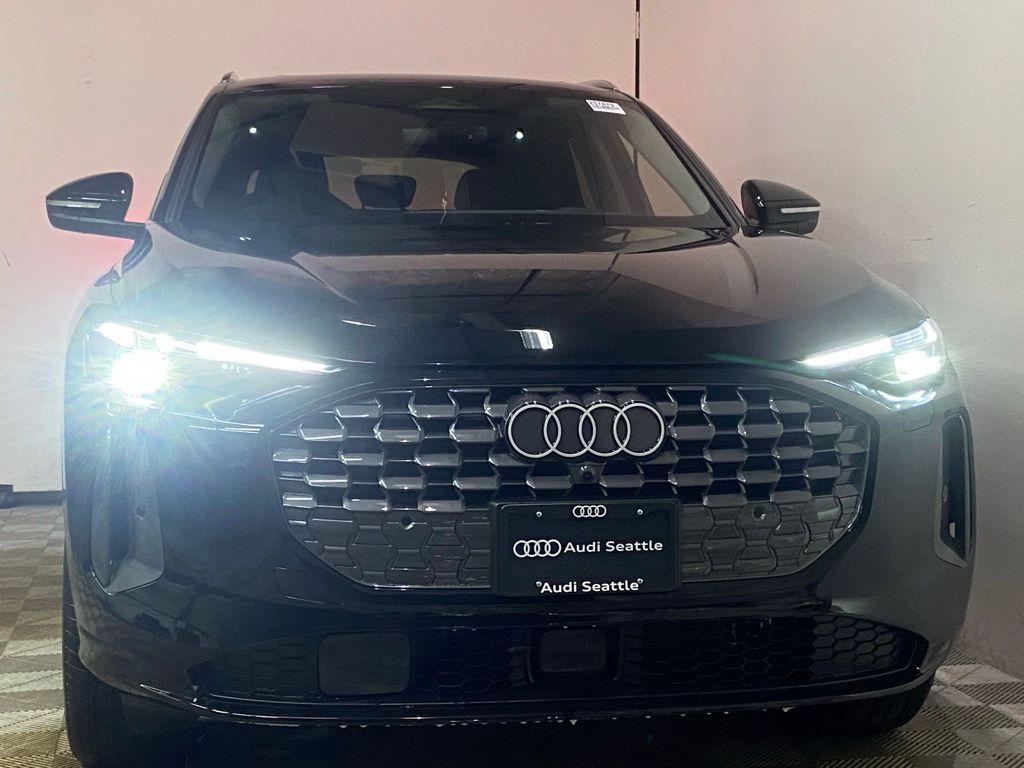 New 2025 Audi Q5 2.0T Premium Plus