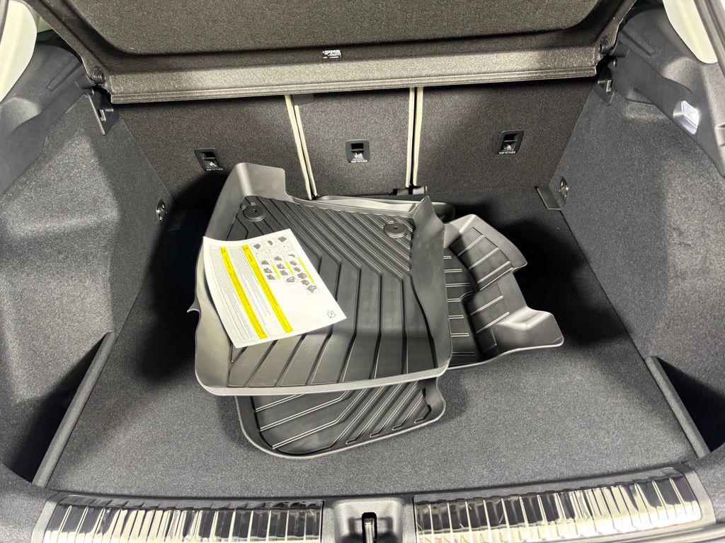 صورة مصغرة 15 لـ 2026 AUDI Q3 S LINE