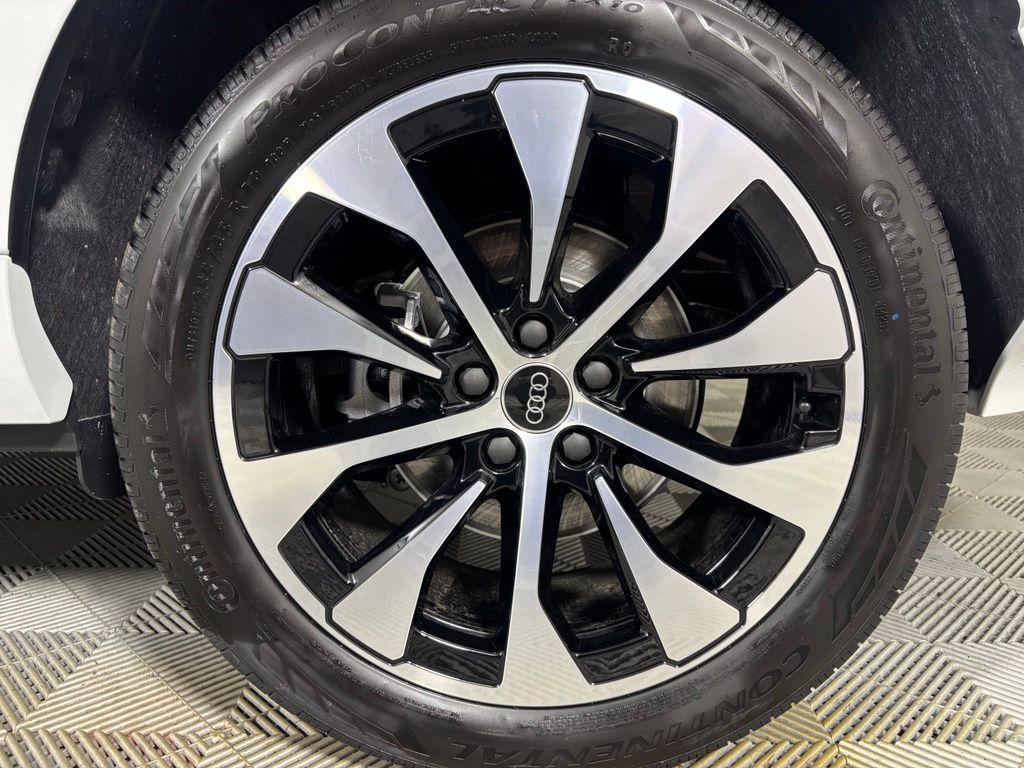 صورة مصغرة 16 لـ 2026 AUDI Q3 S LINE