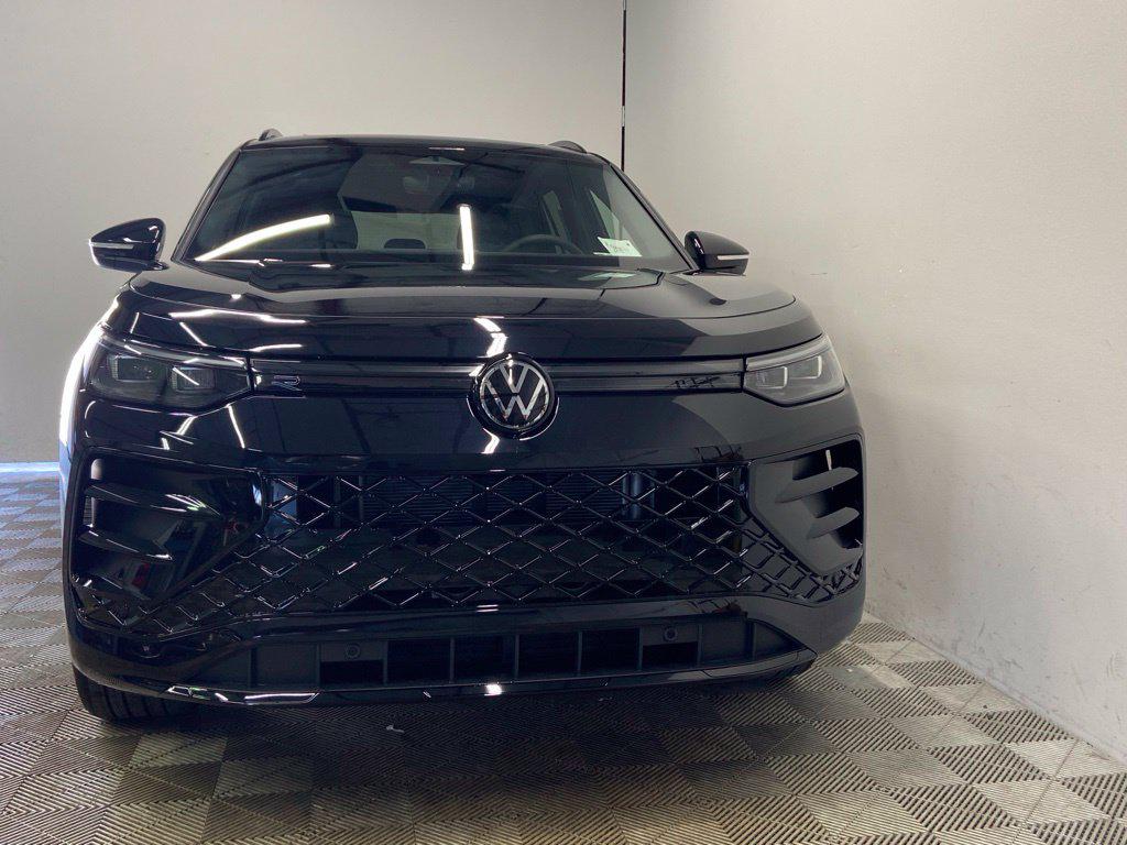 New 2026 Volkswagen Tiguan 2.0T SE R-Line Black 4MOTION