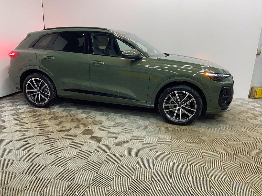 New 2026 Audi Q5 2.0T Prestige