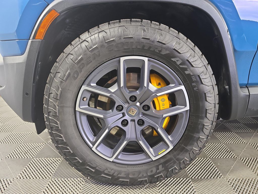 صورة 9 لـ 2023 Rivian R1T ADVENTURE QUAD MOTOR LARGE PACK