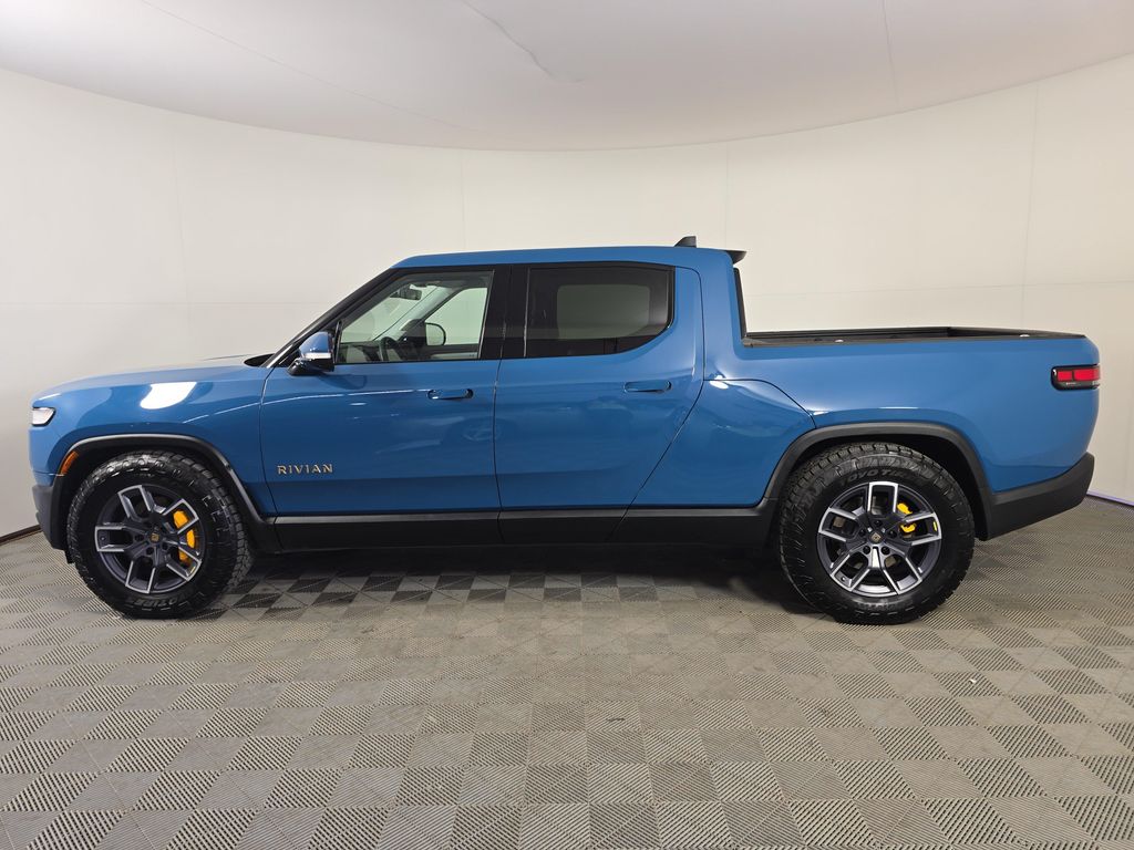 صورة 2 لـ 2023 Rivian R1T ADVENTURE QUAD MOTOR LARGE PACK