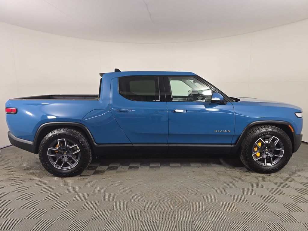 صورة 6 لـ 2023 Rivian R1T ADVENTURE QUAD MOTOR LARGE PACK
