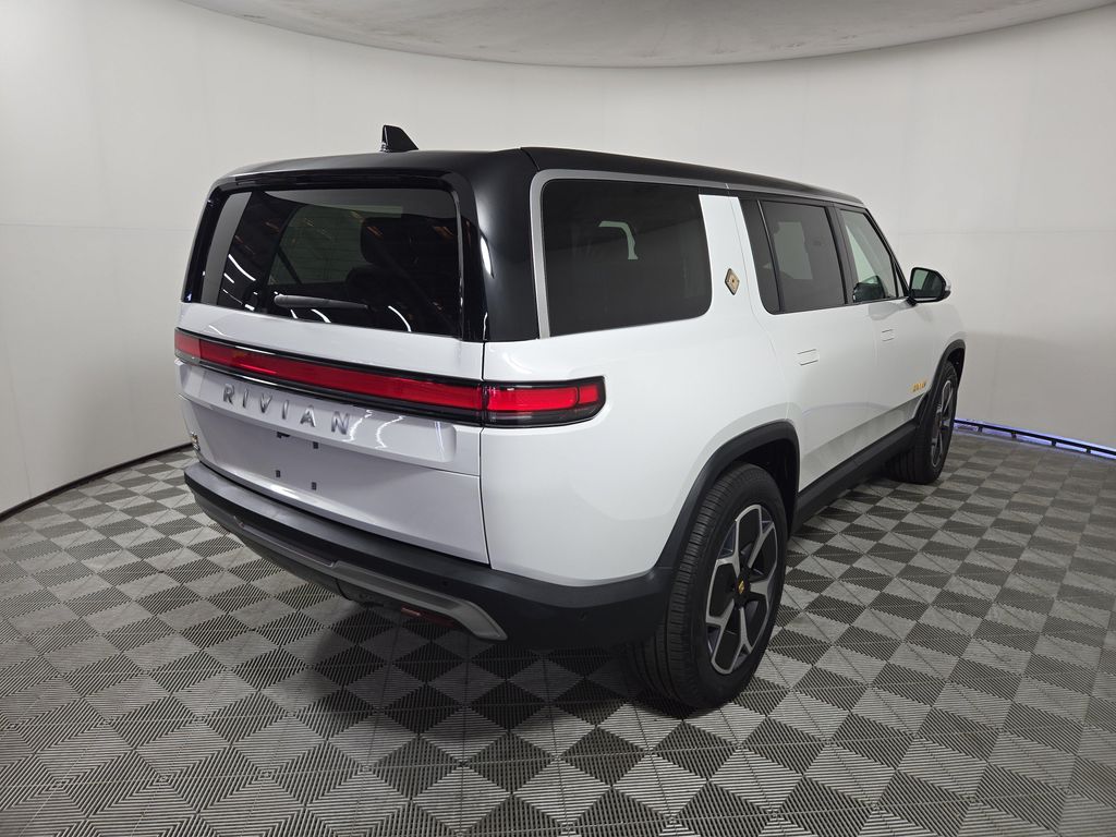 2024 Rivian R1S ADVENTURE QUAD MOTOR LARGE PACK — фото 5