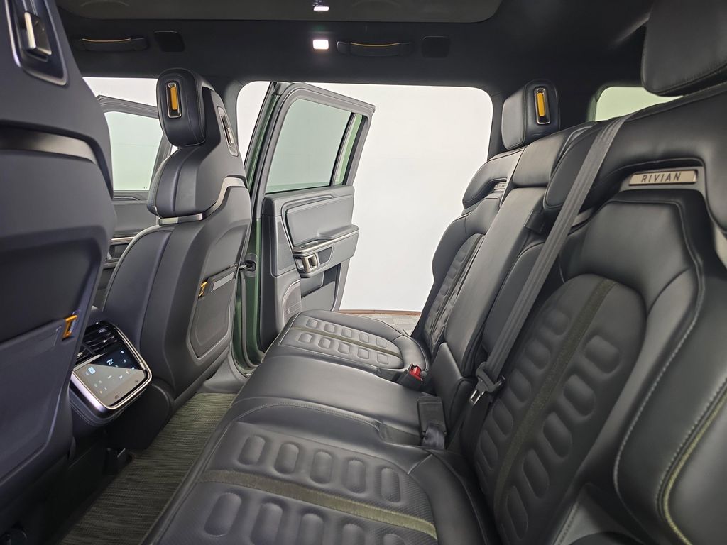 2024 Rivian R1S ADVENTURE QUAD MOTOR LARGE PACK — миниатюра 21