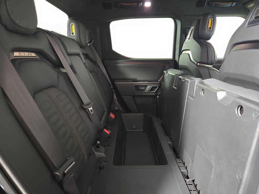 صورة مصغرة 24 لـ 2024 Rivian R1T ADVENTURE PACKAGE