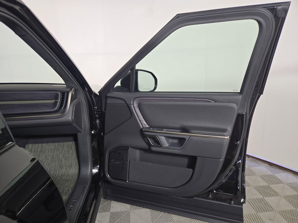 صورة مصغرة 18 لـ 2024 Rivian R1T ADVENTURE PACKAGE