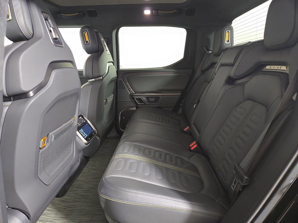 صورة مصغرة 21 لـ 2024 Rivian R1T ADVENTURE PACKAGE
