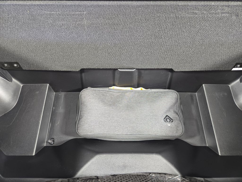 2024 Rivian R1T ADVENTURE PACKAGE — миниатюра 14