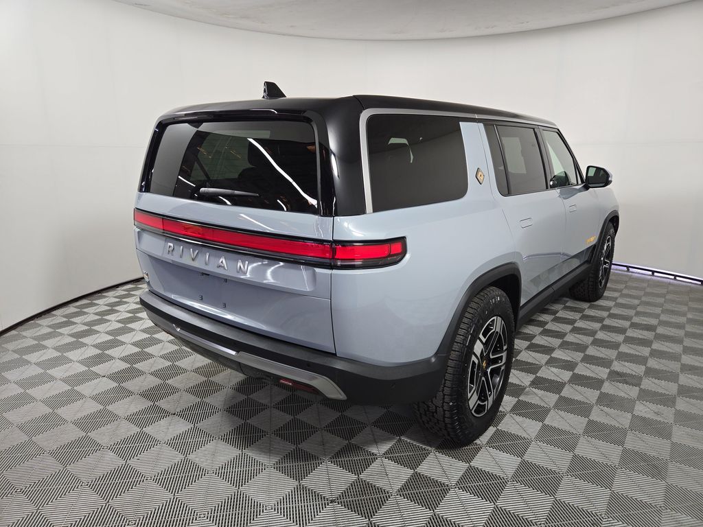 2024 Rivian R1S ADVENTURE QUAD MOTOR LARGE PACK — фото 5