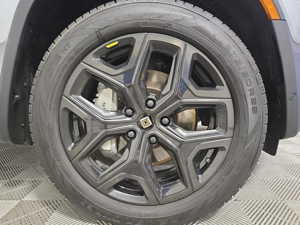 صورة مصغرة 11 لـ 2025 Rivian R1S ADVENTURE TRIM