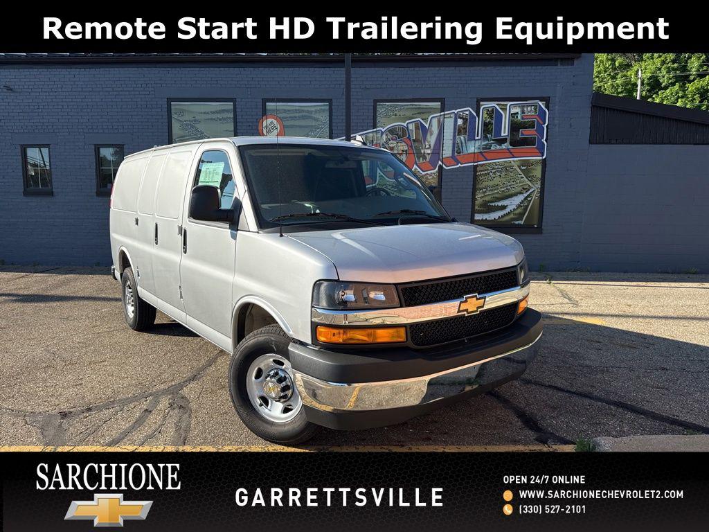 New 2025 Chevrolet Express 2500 Work Van